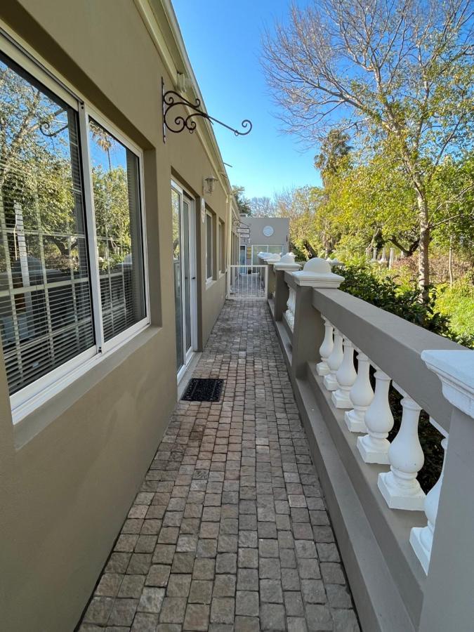 Somerset West Garden Apartments 1 Exterior foto